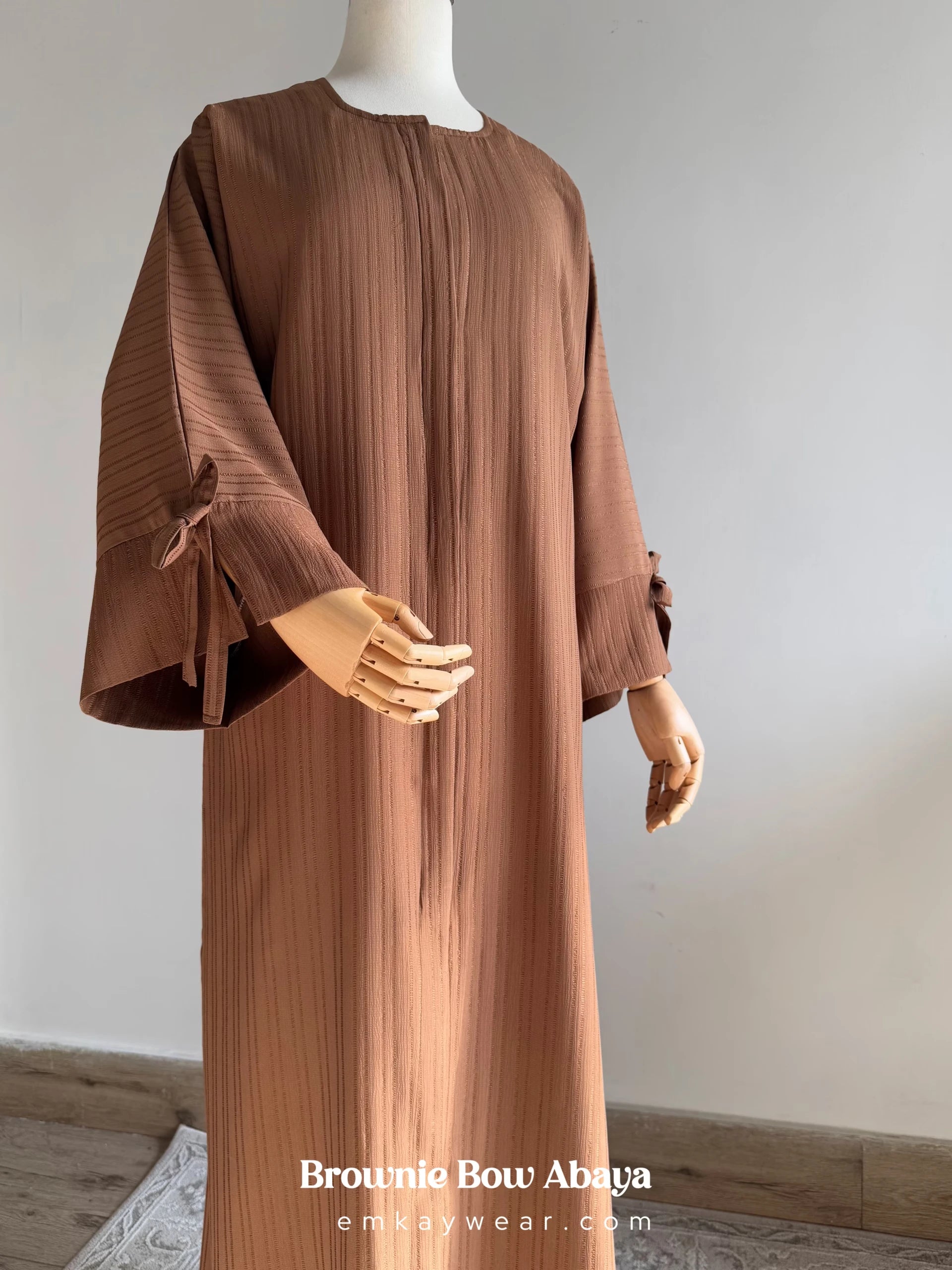 Brownie Bow Abaya for women