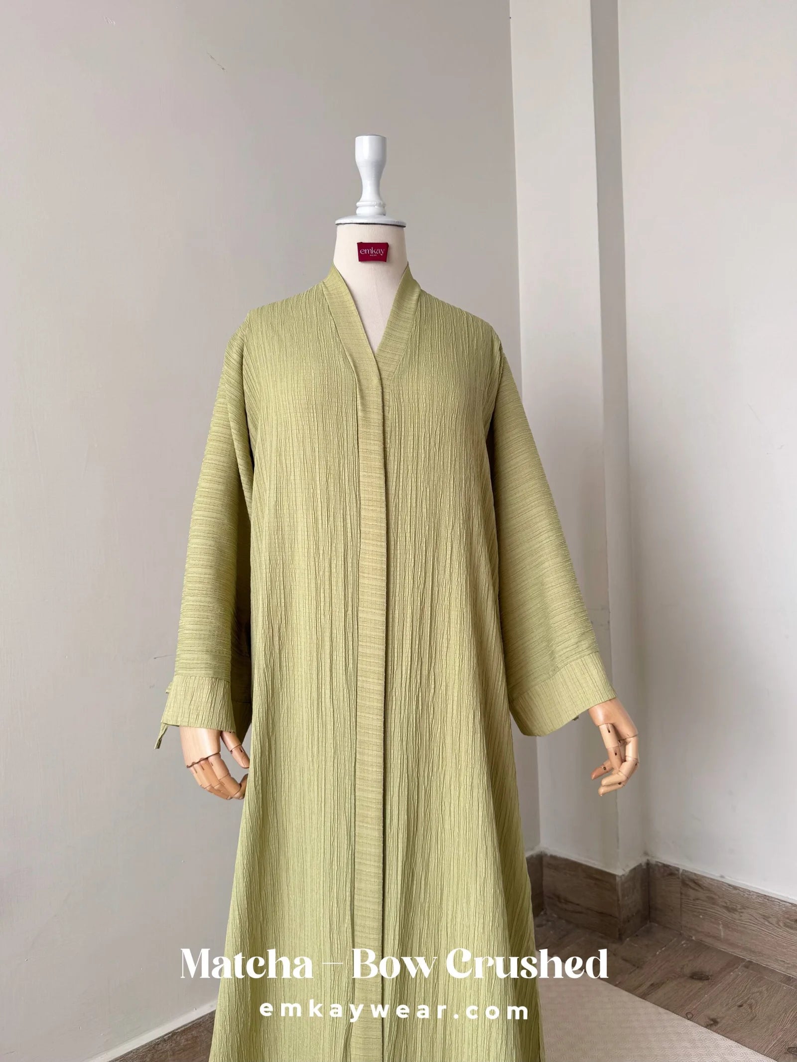 Crushed Bow Abaya