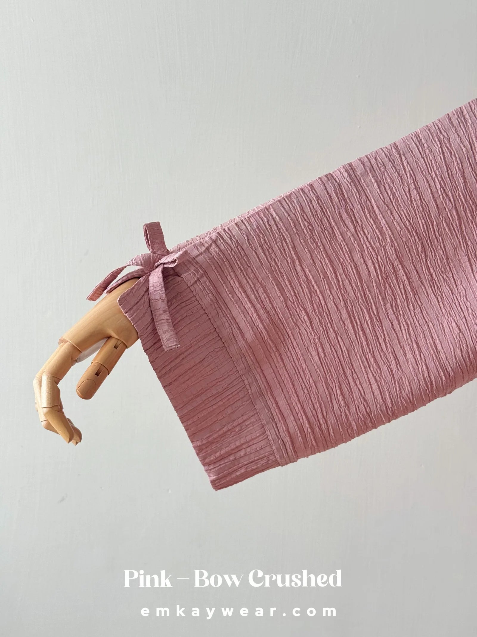 Crushed Bow Abaya