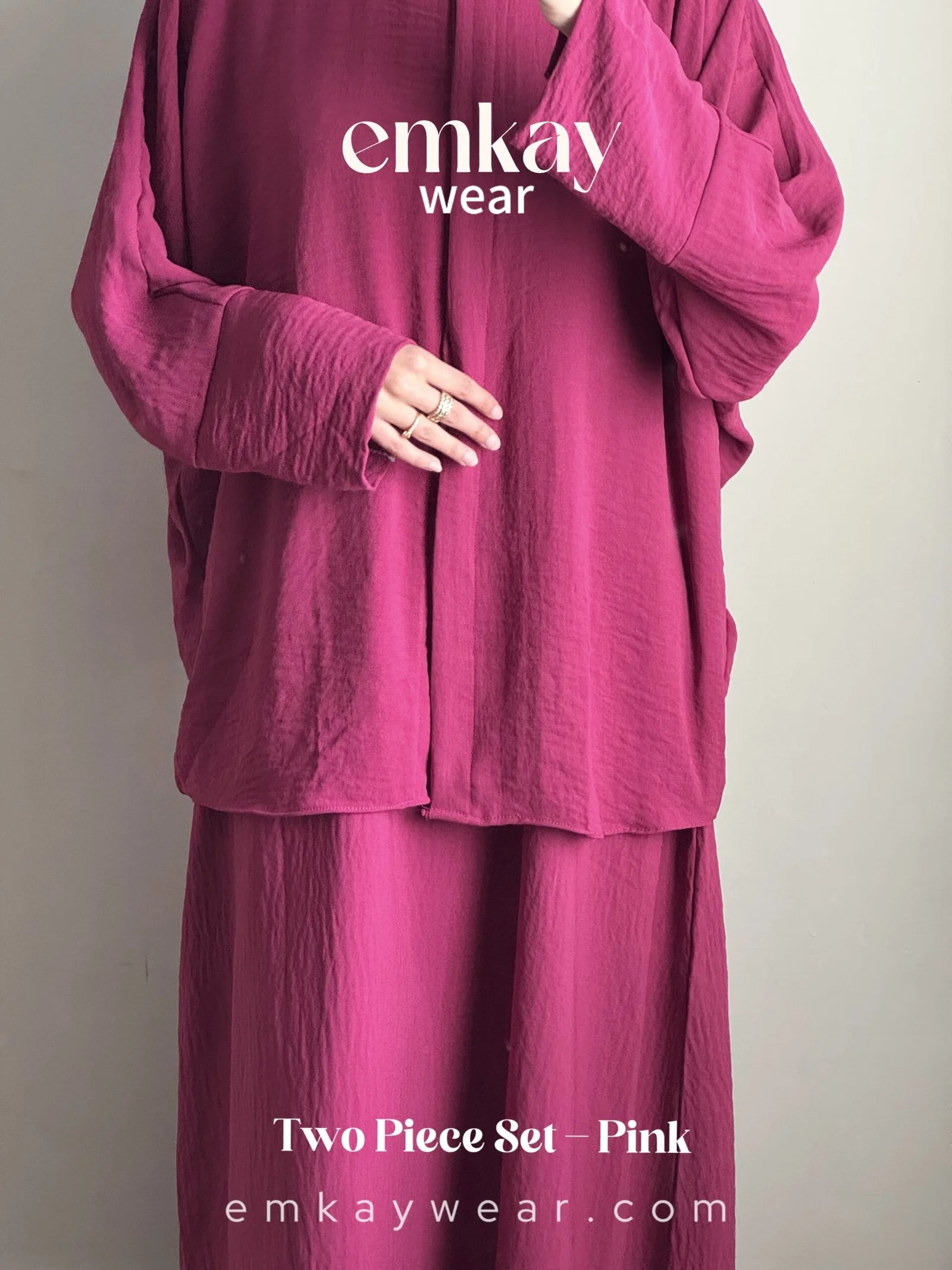 CEY Two Piece Set