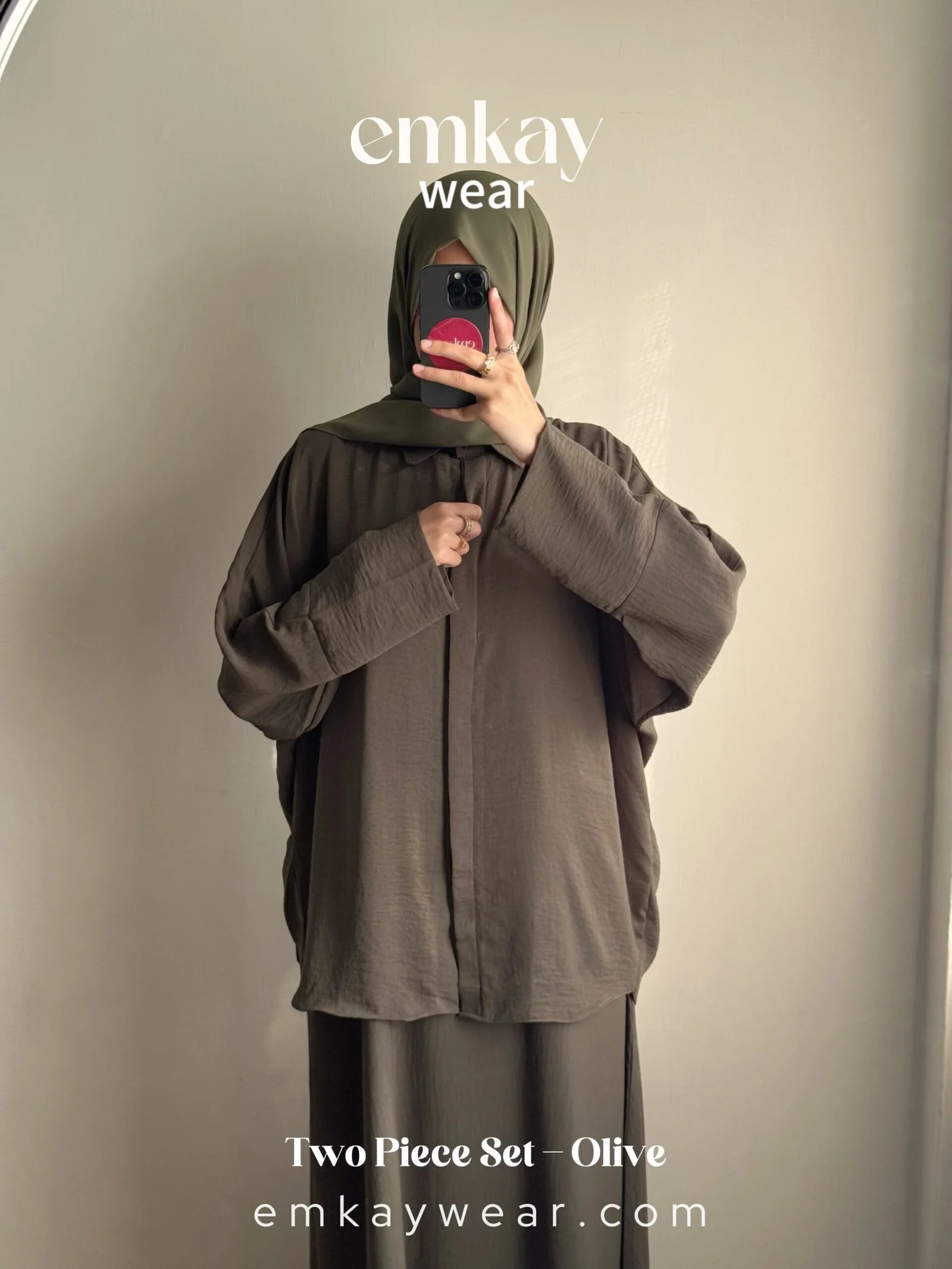 CEY Two Piece Set