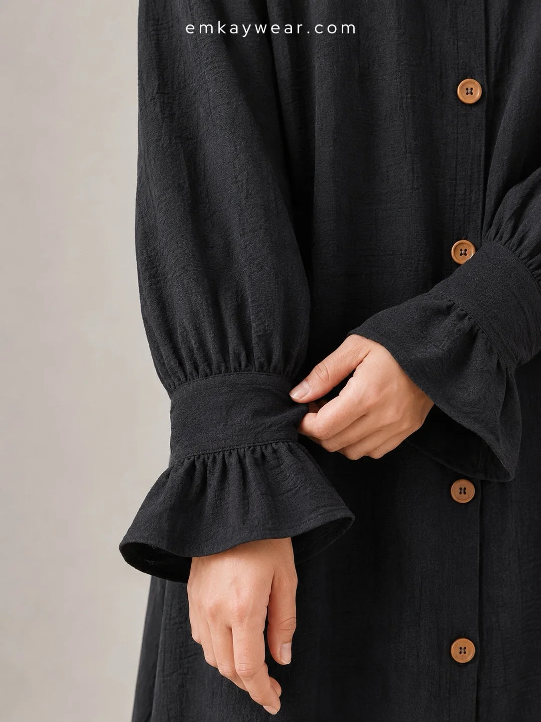 Luna Abaya-LNA