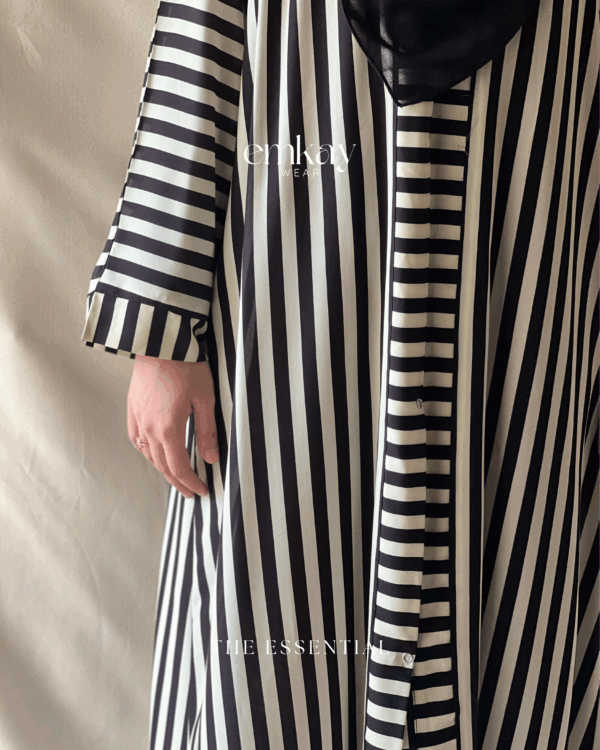 Essential Abaya - Image 6