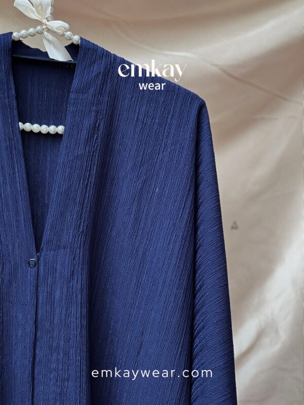 Blue Crushed Abaya - Image 3