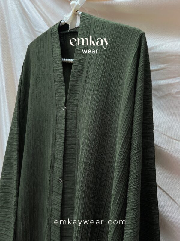 Olive Green Crushed Abaya - Image 4