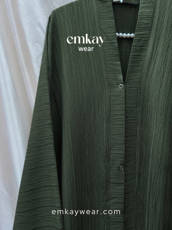 Olive Green Crushed Abaya - Image 2