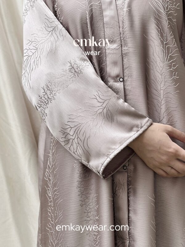 Glossy Ash - Image 6