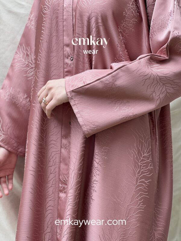 Glossy Blush - Image 5