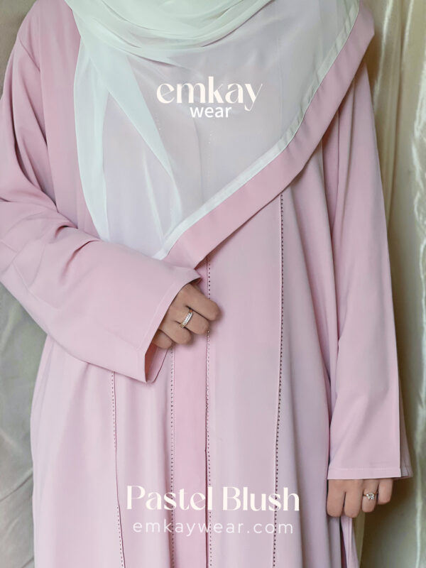 Pastel Blush Abaya with Hijab - Image 10