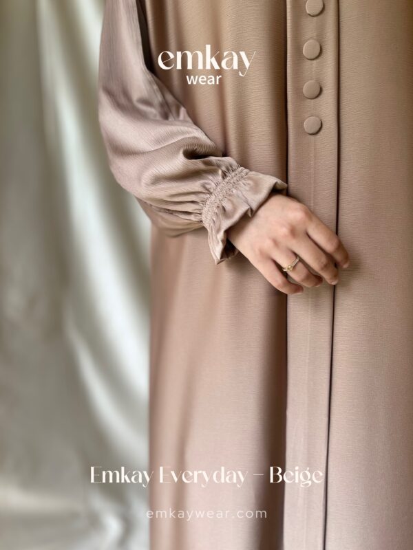 Emkay Everyday - Beige - Image 4