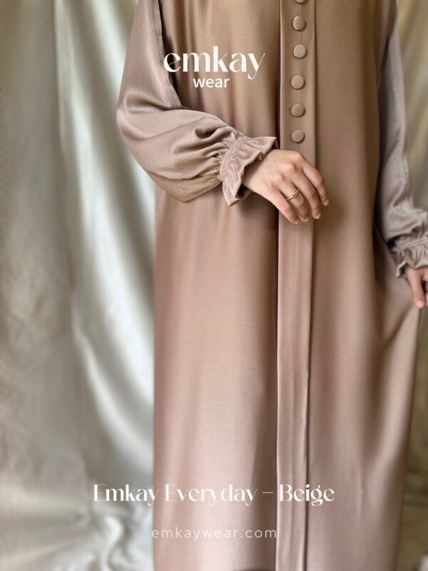 Emkay Everyday - Beige - Image 13