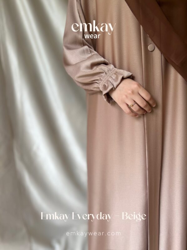 Emkay Everyday - Beige - Image 9