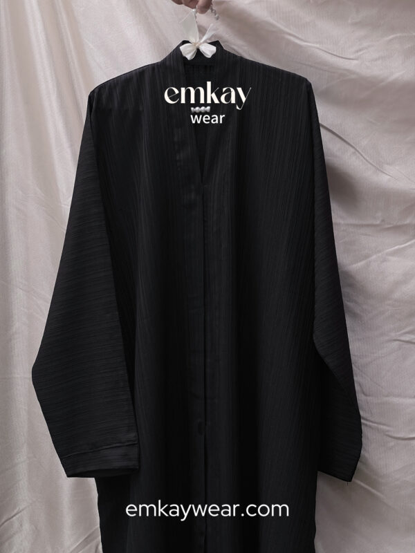 Black Crushed Abaya - Image 5