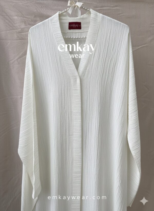White Crushed Abaya - Image 3