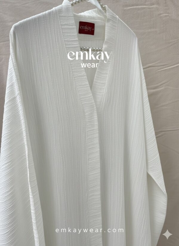 White Crushed Abaya - Image 5