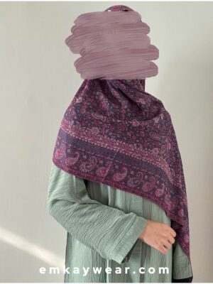 C25- Pistachio Abaya with Purple Pashmina