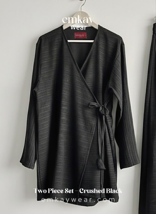 {"source_type":"hypic","tiktok_developers_3p_anchor_params":"{"client_key":"awgvo7gzpeas2ho6","template_id":"","filter_id":[],"capability_extra_v2":{"text":[{"effect_id":"23788389","panel":"text"},{"effect_id":"231294491","panel":"text"},{"effect_id":"5224202","panel":"text"},{"panel":"text","effect_id":"278742751"}],"edit":[{"panel":"shadow"},{"panel":"highlight"},{"panel":"exposure"},{"panel":"brightness"},{"panel":"structure"},{"panel":"sharpen"},{"panel":"light_sensitive"}]},"capability_key":["text","edit"]}","data":{"infoStickerId":"","appversion":"7.7.0","playId":"","activityName":"","enter_from":"enter_launch","os":"ios","pictureId":"B0F2CA5C-DA0F-444C-B009-8E7941091450","filterId":"","imageEffectId":"","product":"retouch","stickerId":""}}