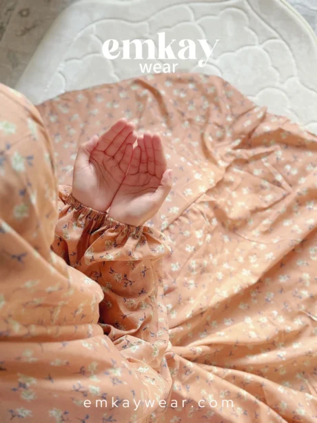 Prayer Wear - Peach 01