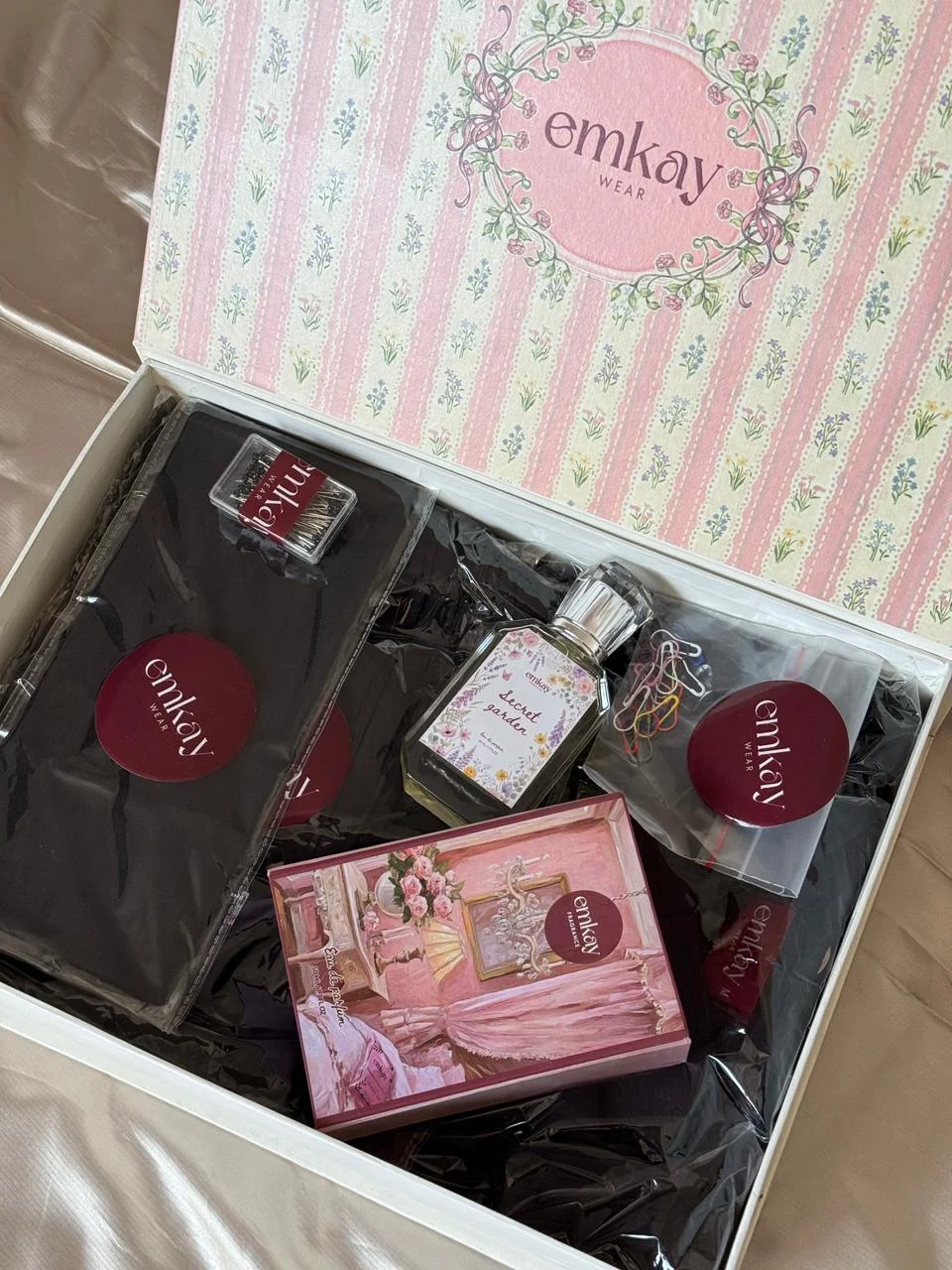 Emkay-luxury-box3